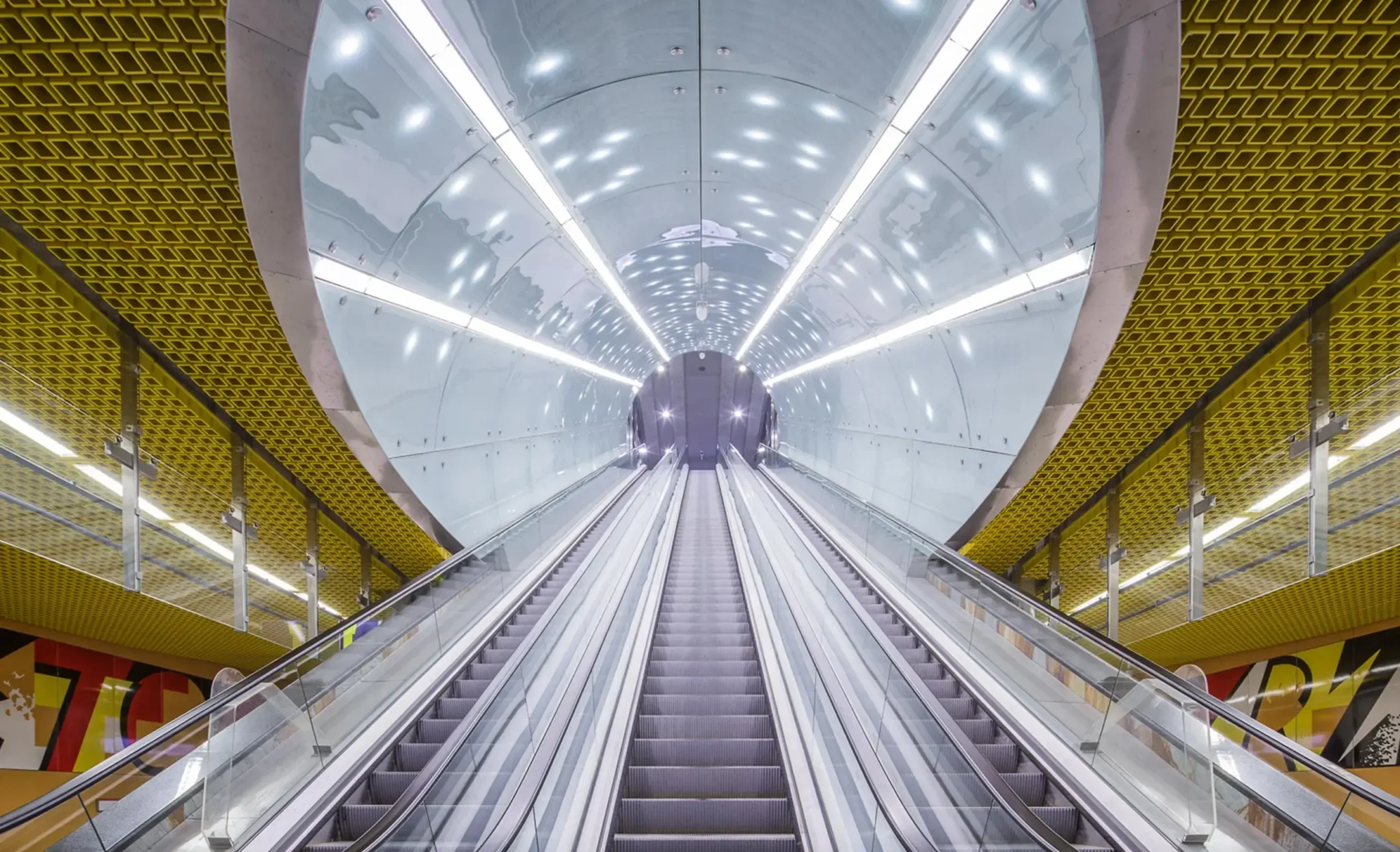 Warsaw Metro line M1 — Młociny ↔ Kabaty